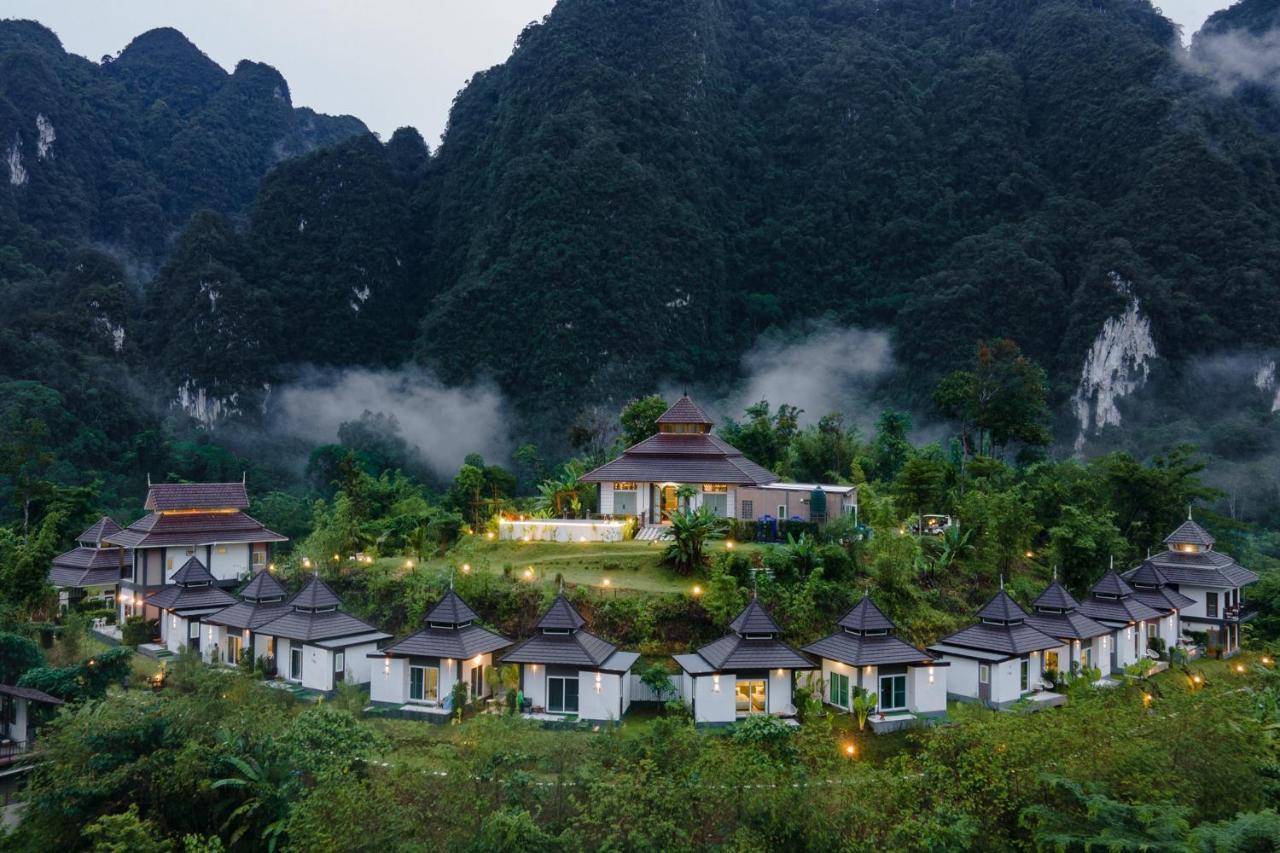 Magical Mountain View Khao Sok National Park
