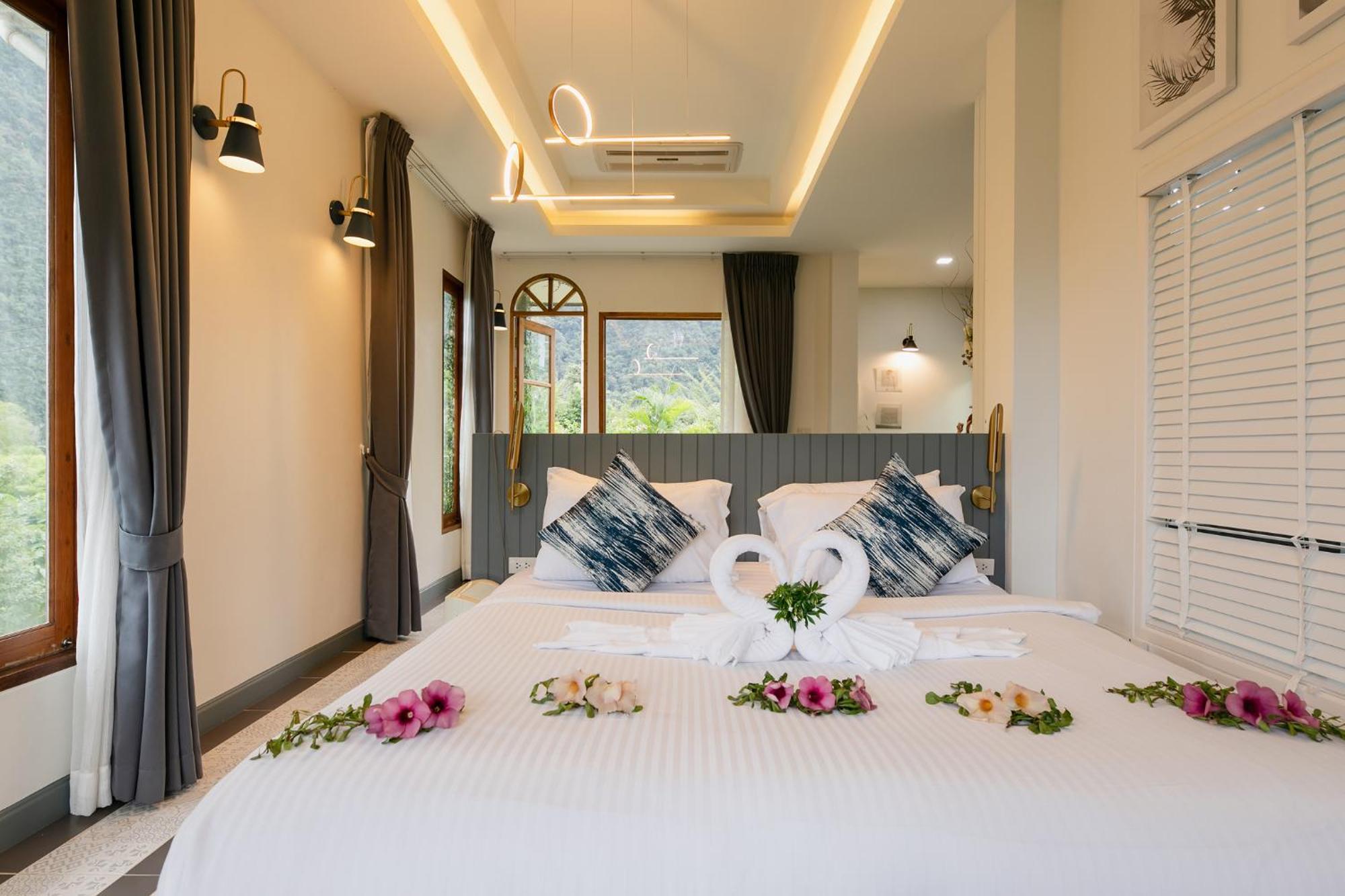 Magical Mountain View Lodge Khao Sok National Park